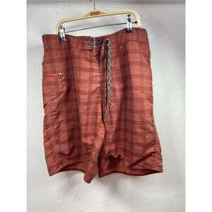 Patagonia Size 32 Men's Board Shorts Swimming Trunk 10" Inseam Cubes Geometric
